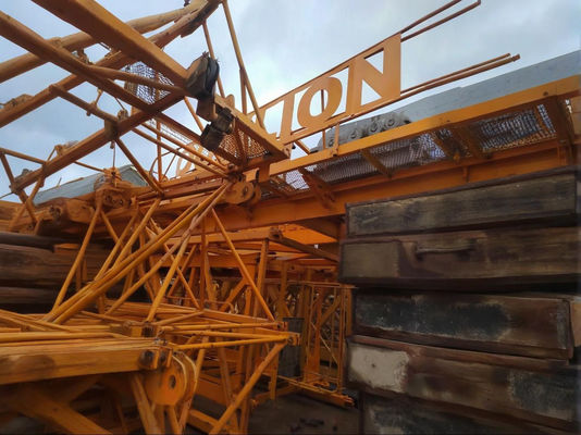 Testa fissa Zoomlion 6015 gru torre usata con 60m di lavoro boom e l'altezza libera